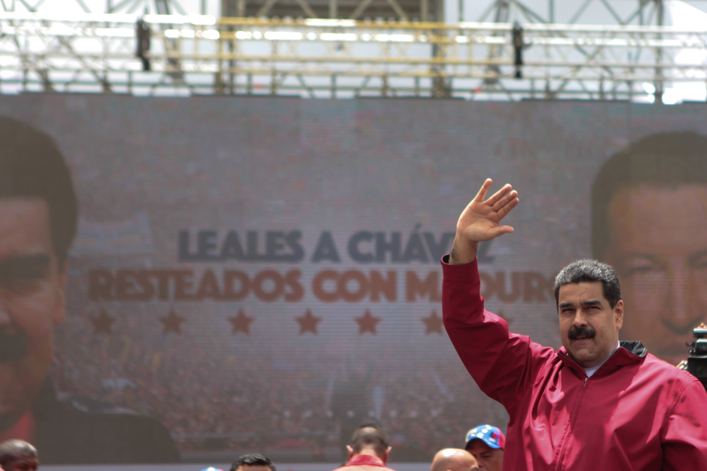 Chavismo convoca a marcha el mismo día que la oposición