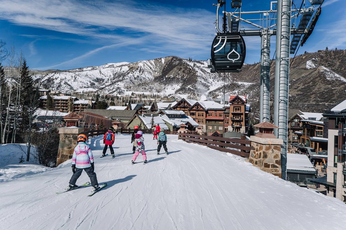 Aspen: aprende a esquiar y goza de la nieve como una celebridad