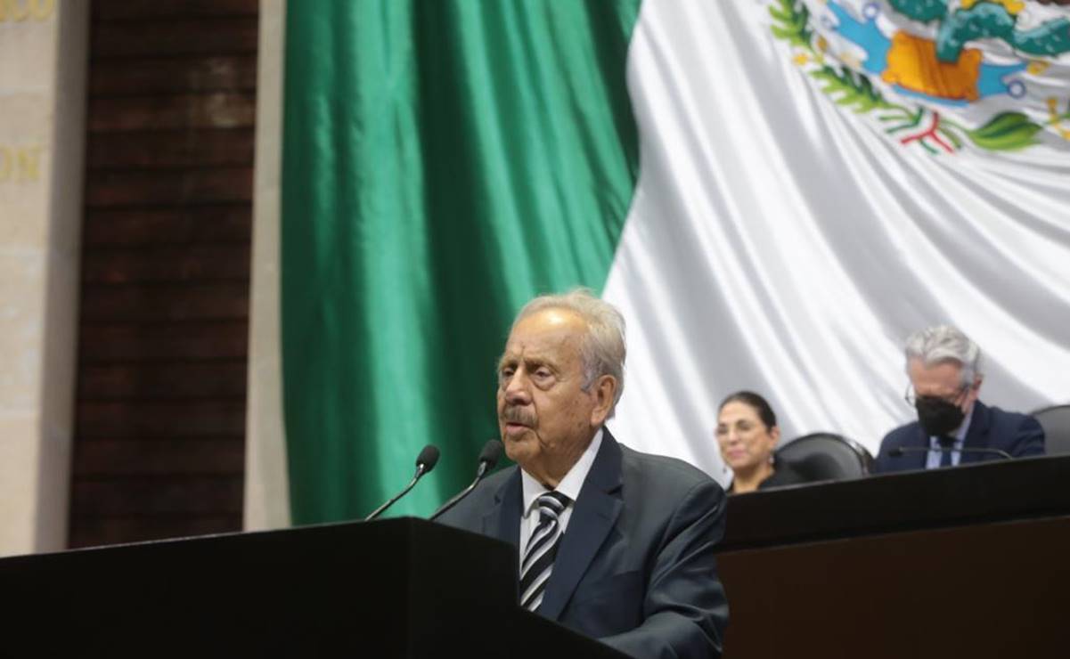 Diputados priistas recuerdan a Luis Echeverría como un nacionalista e impulsor de instituciones