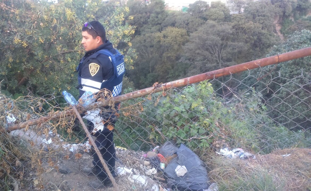 Policía cae a barranco tras persecución en Cuajimalpa