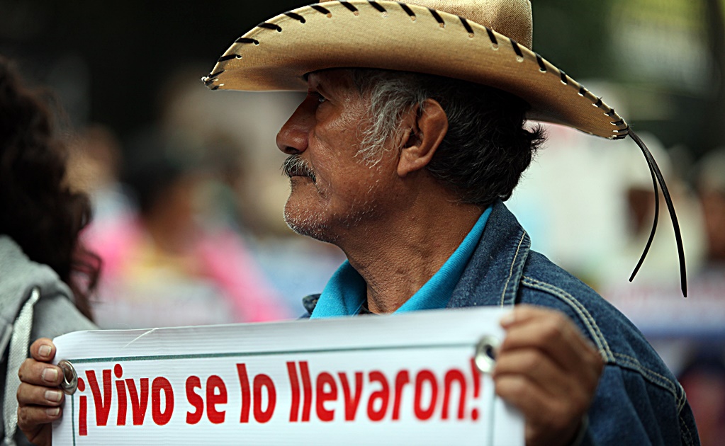 Demanda CNDH evitar uso político de caso Ayotzinapa