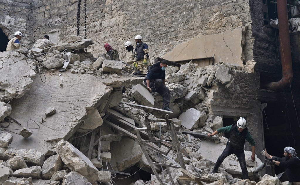 Reducen bombardeos en Alepo pero no cesan los enfrentamientos
