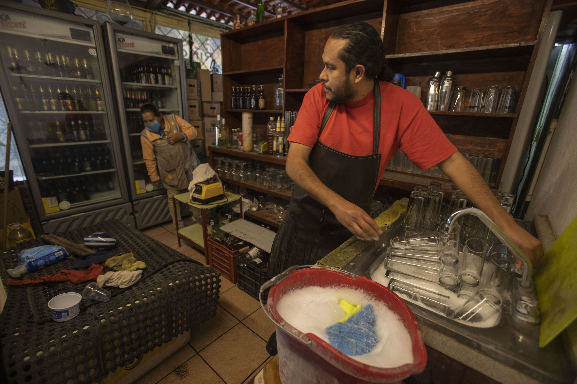 Cantinas tradicionales, al borde del colapso