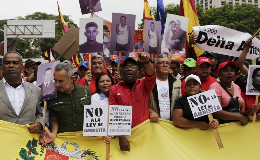 Venezuela: Chavistas marchan contra Ley de Amnistía