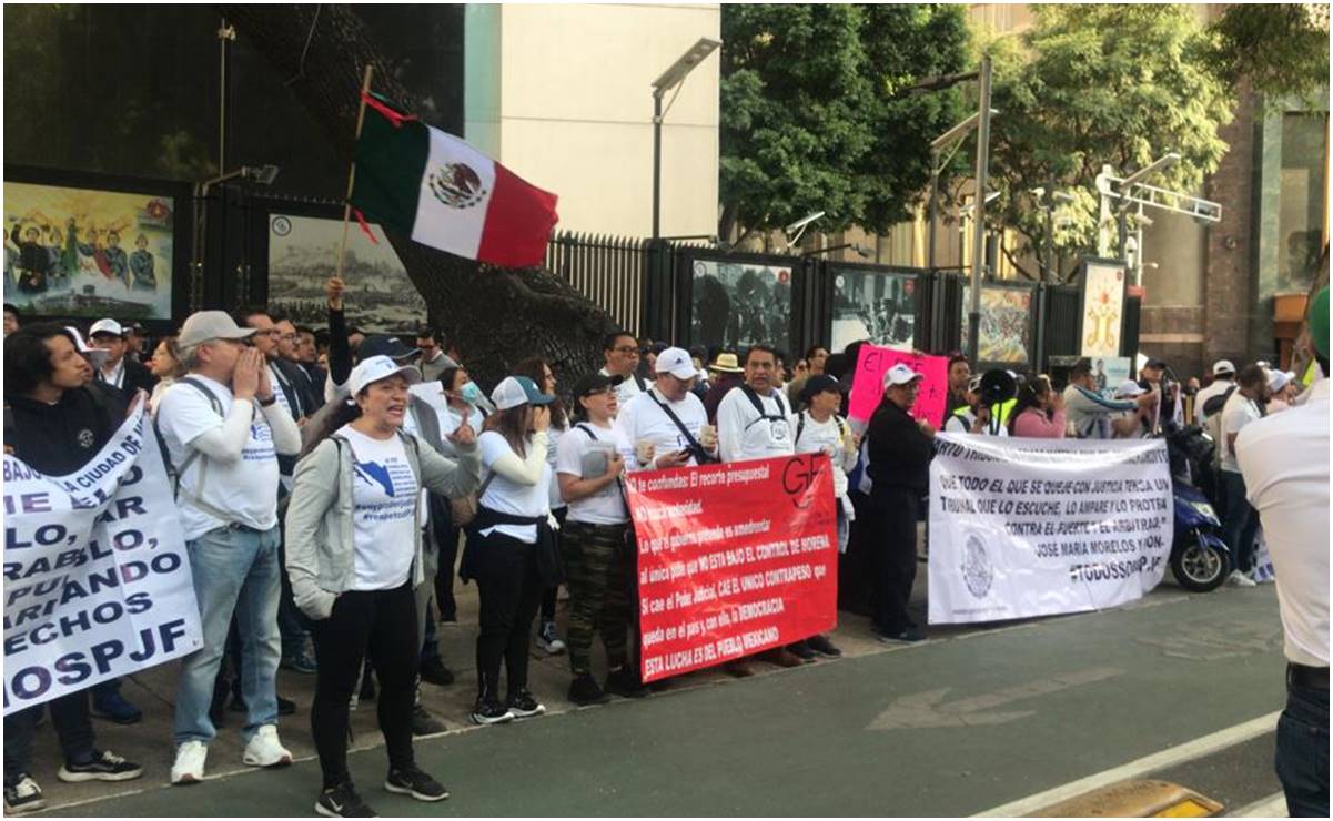 Continúan manifestaciones del trabajadores del Poder Judicial, ahora afuera del Senado y en San Lázaro 