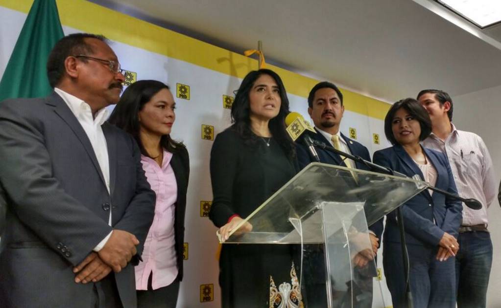 Exige Barrales renuncias de senadores que dejaron bancada del PRD