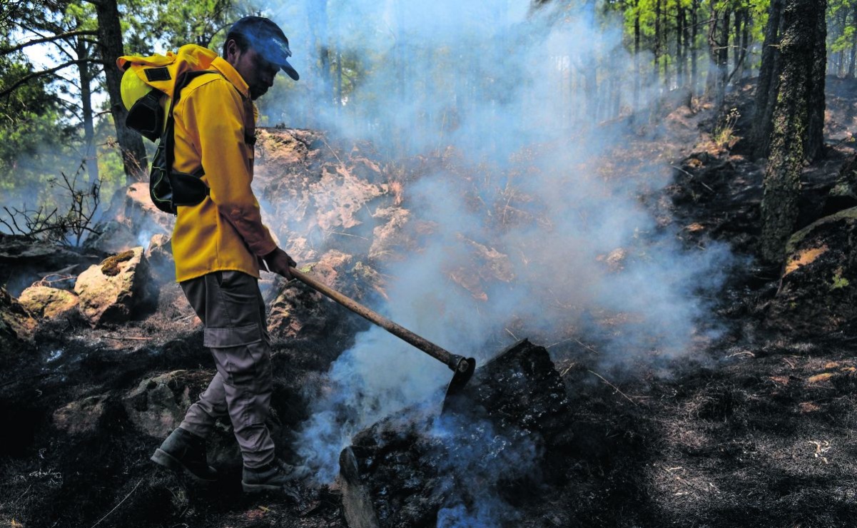 Refuerzan acciones para combatir con drones incendios en Edomex  