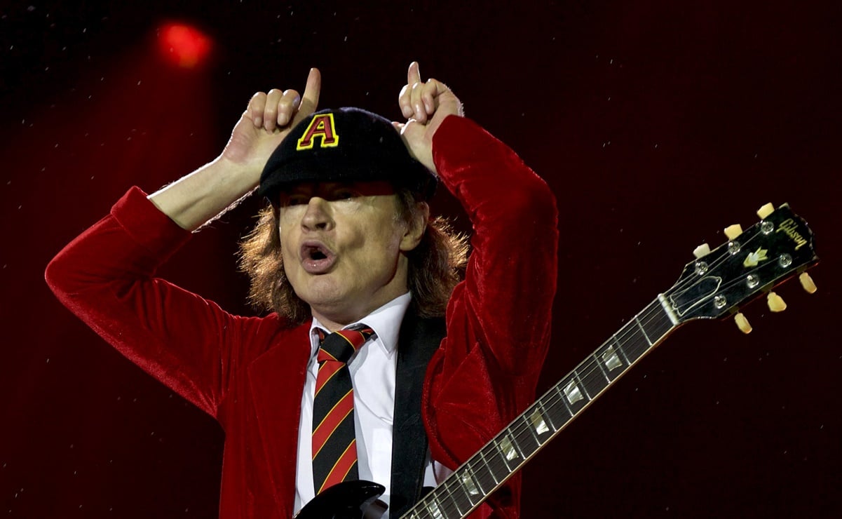 Angus Young cumple 65 años: el electrizante guitarrista de AC/DC en 5 canciones