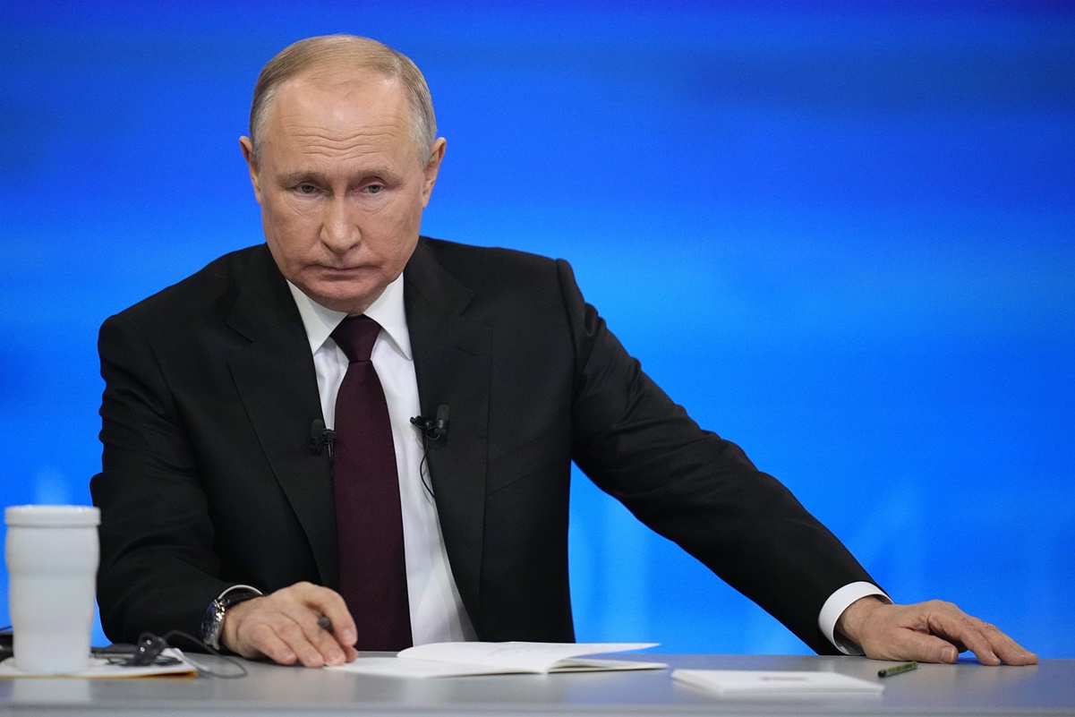 Putin advierte a Milei que dolarizar la economía implica una "pérdida importante de soberanía"