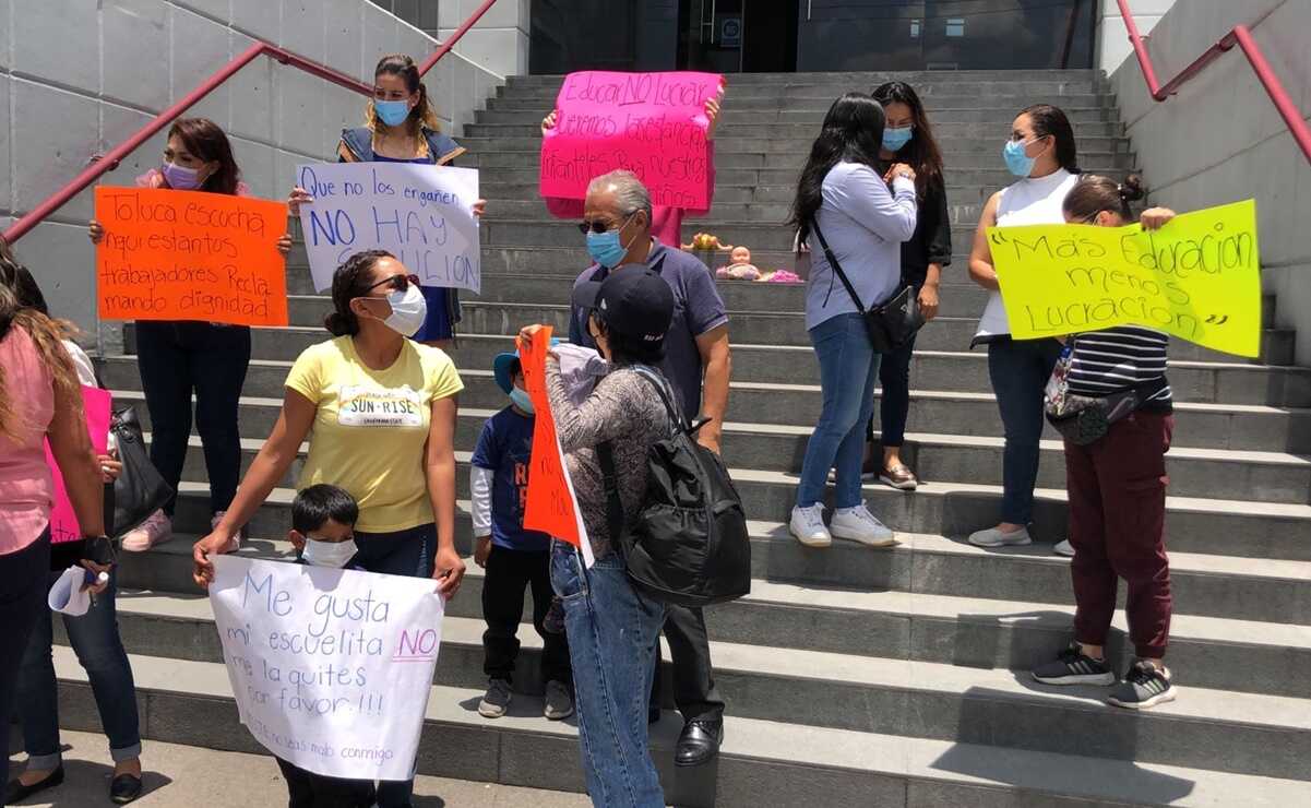 Vuelven las protestas frente a delegación de Toluca por cierre de estancias infantiles 