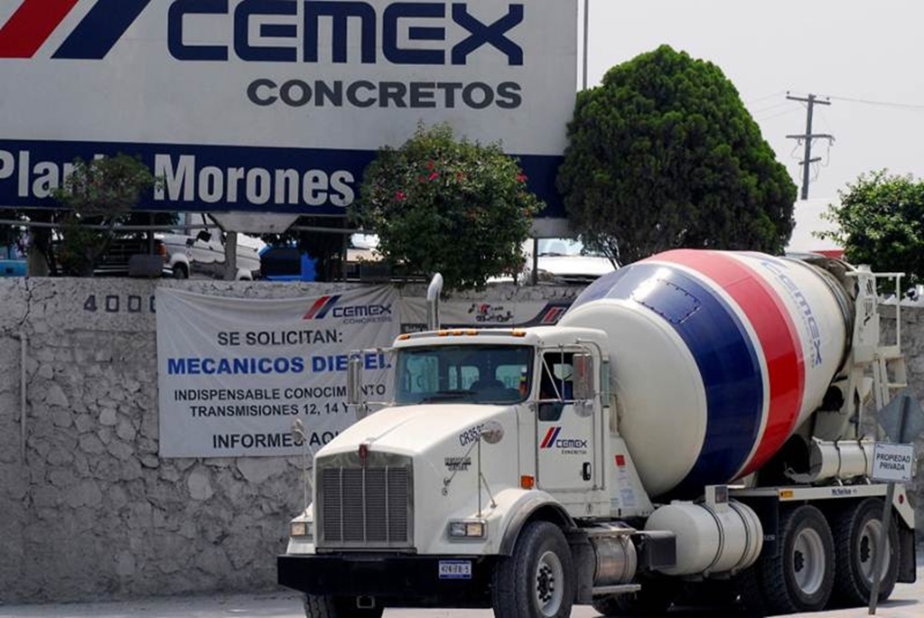 Cemex obtiene utilidad neta de 806 millones de dólares en 2017