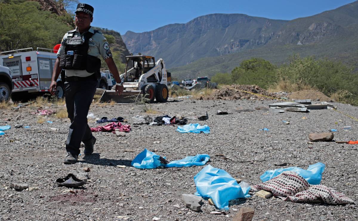 INM cubrirá gastos de repatriación de los 16 migrantes muertos en accidente de Oaxaca