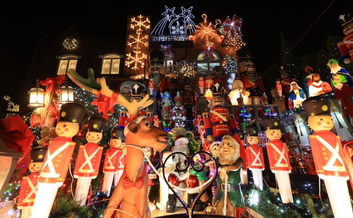 Dyker Heights, el barrio donde la gente enloquece con los adornos navideños