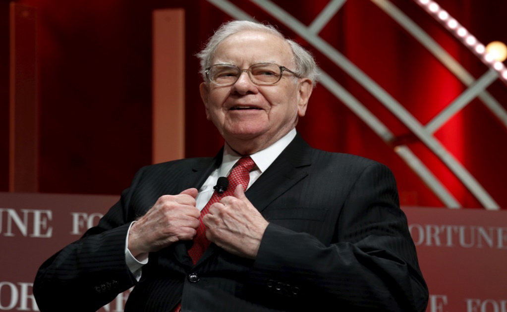 Warren Buffett invierte mil mdd en Apple