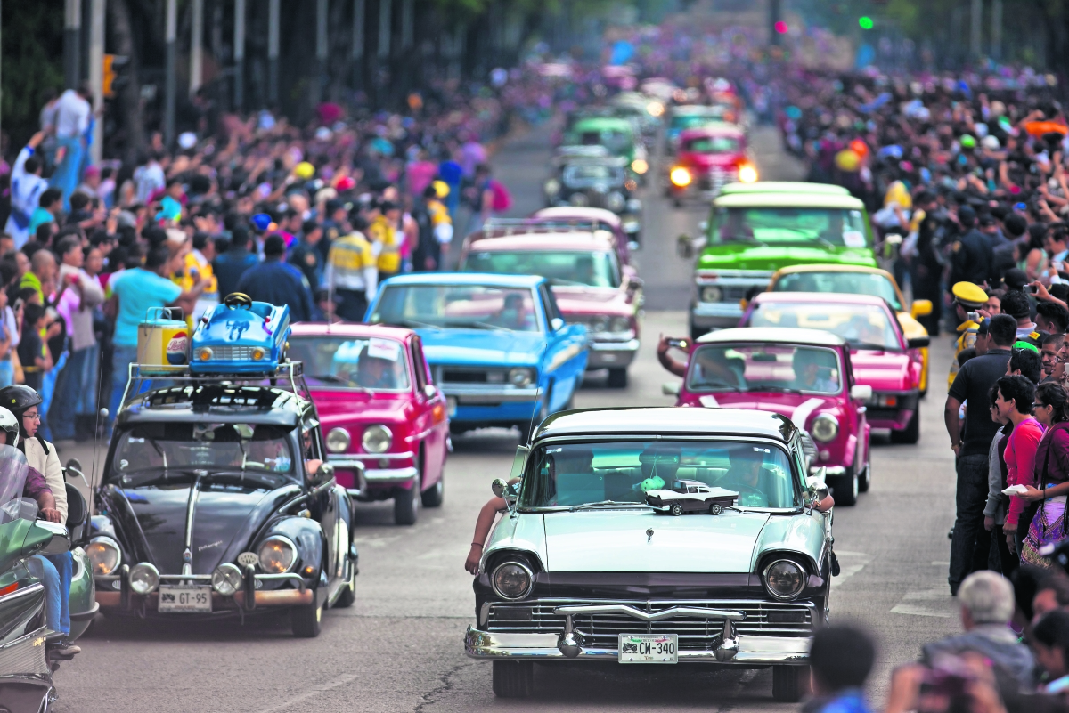  Sorprendió a Salvador Novo la presencia de automóviles