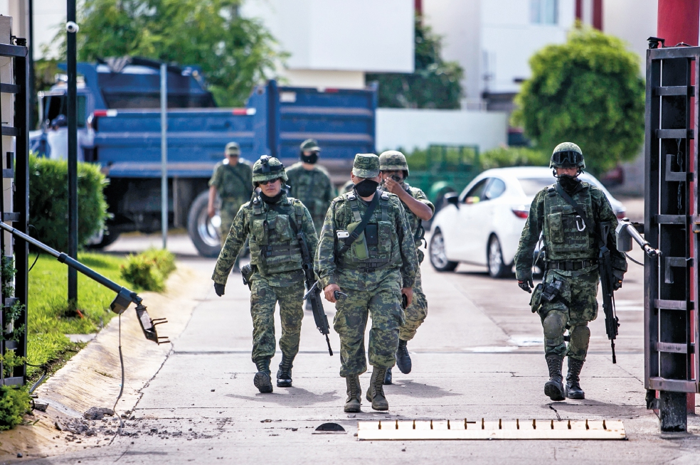 Equipo que capturó a 'El Chapo', tras convoy que atacó a militares