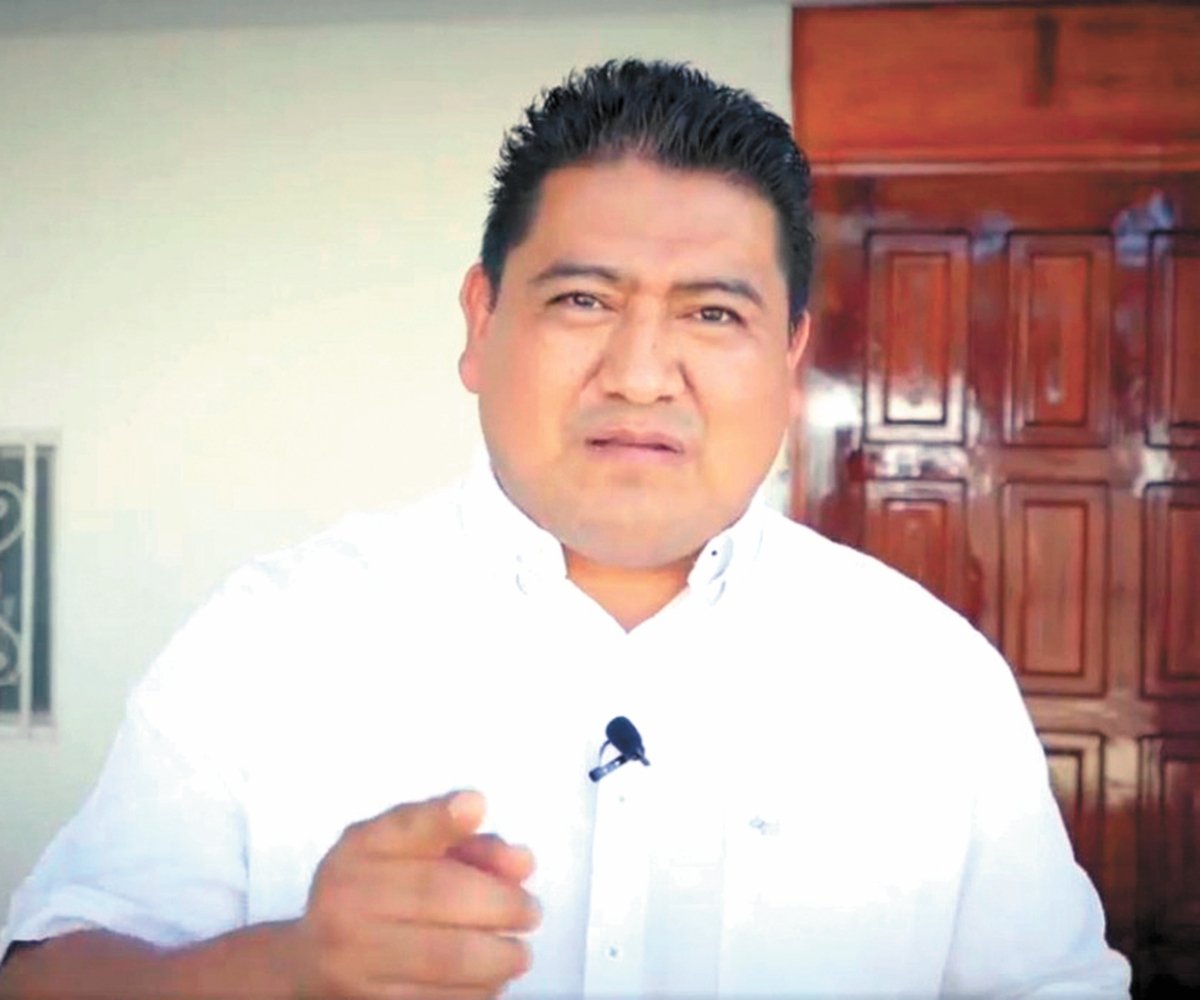 Van contra el "Félix Salgado" de Oaxaca, creador de chat sexual
