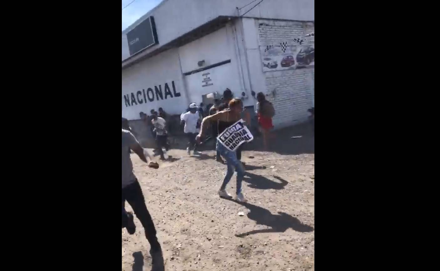 Disuelven manifestación a tiros en Ocotlán, Jalisco; pobladores culpan a la GN