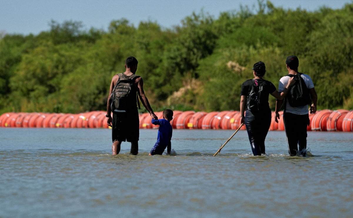 Juez de Texas escucha argumentos a favor y en contra de las boyas en el Río Bravo