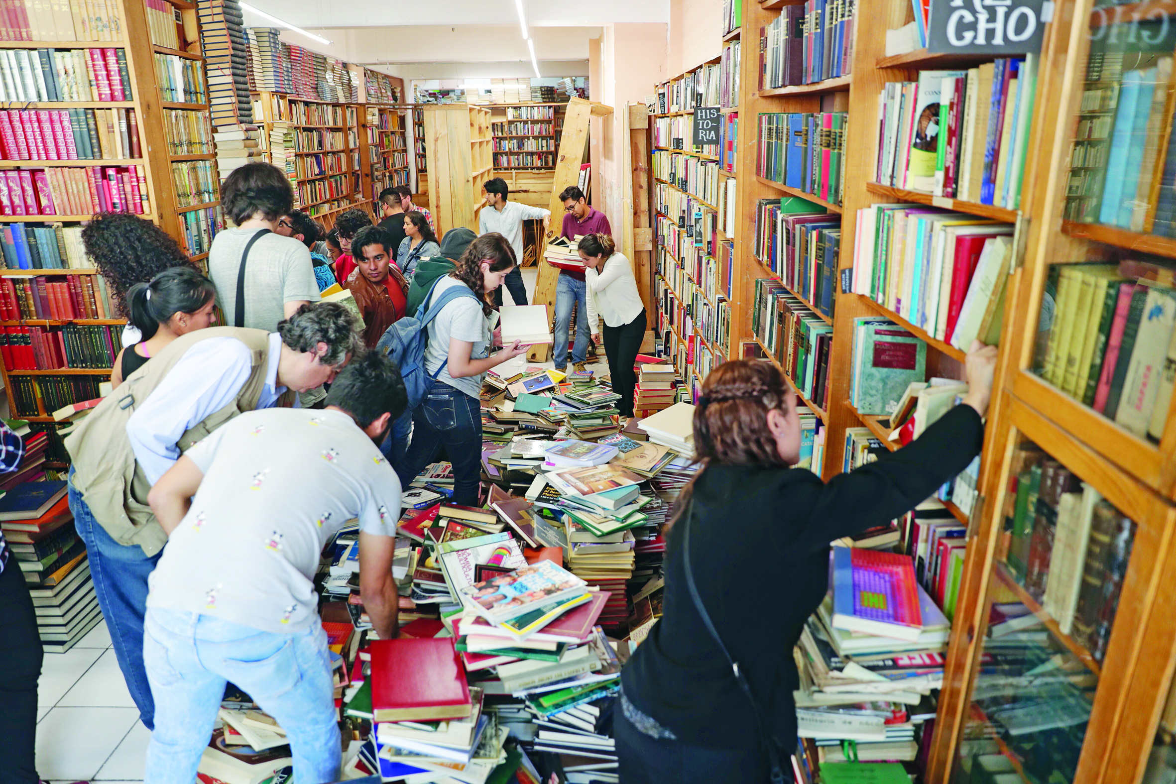 Gremio editorial pide reforma fiscal para fortalecer la industria del libro 