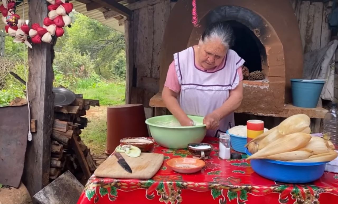 "De mi rancho a tu cocina", la receta de tamales de Doña Angela