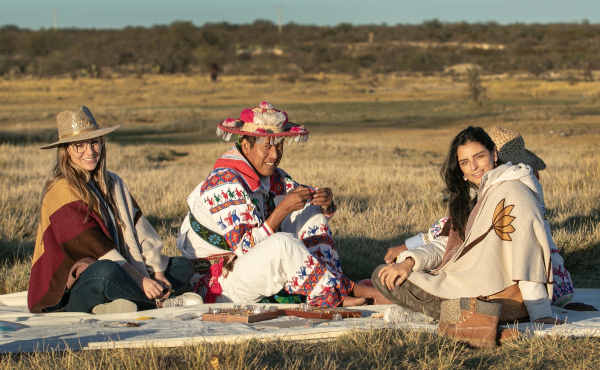 Aislinn Derbez y Sofía Berlanga: entre joyas, podcasts y Real de Catorce