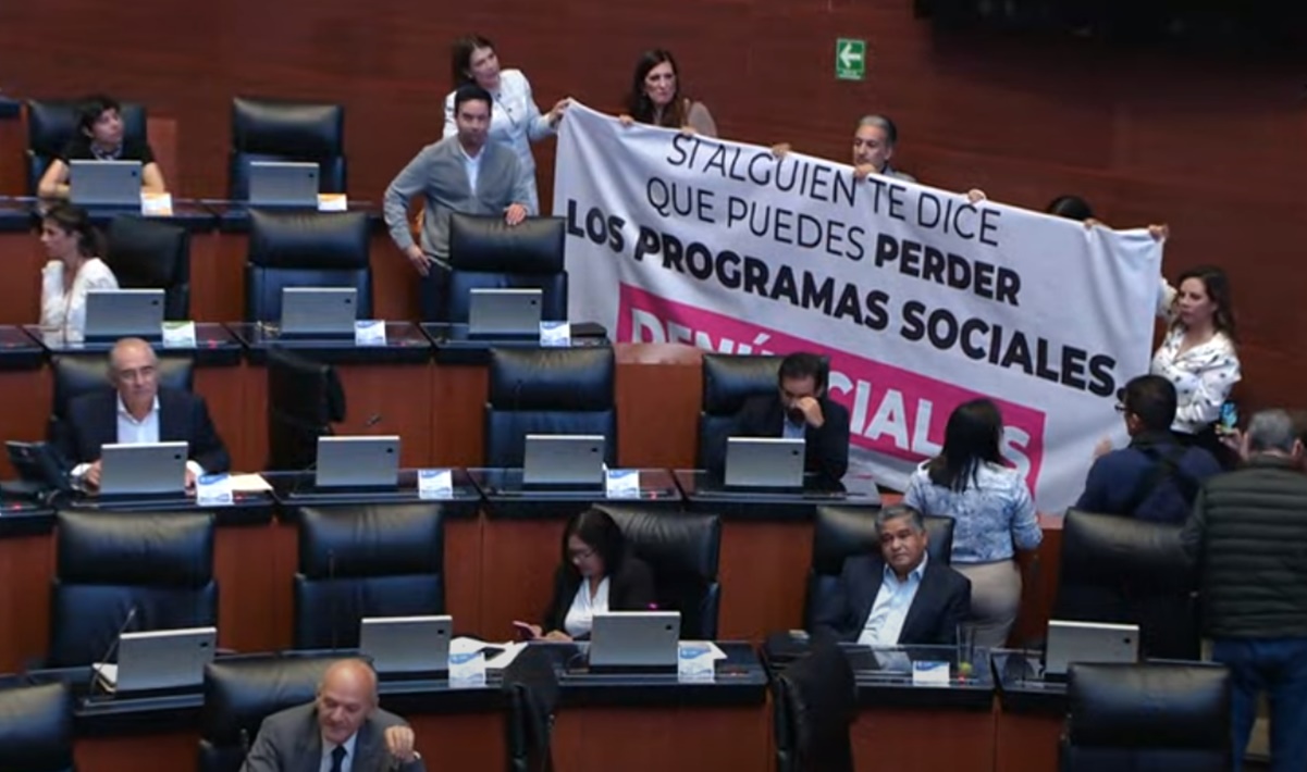 Senadores del PAN y Morena discuten por presunto uso electoral de programas sociales 