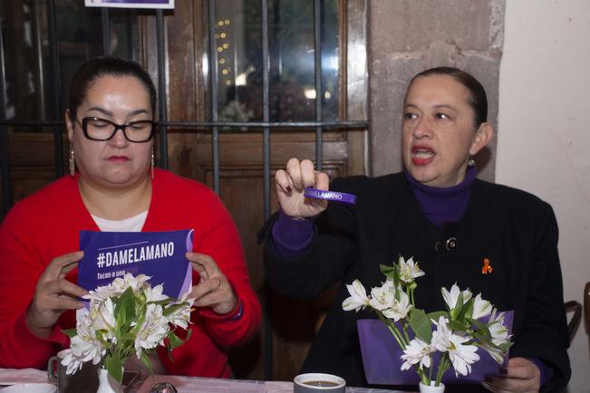 Lanzan campaña #DameLaMano para ayudar a las mujeres