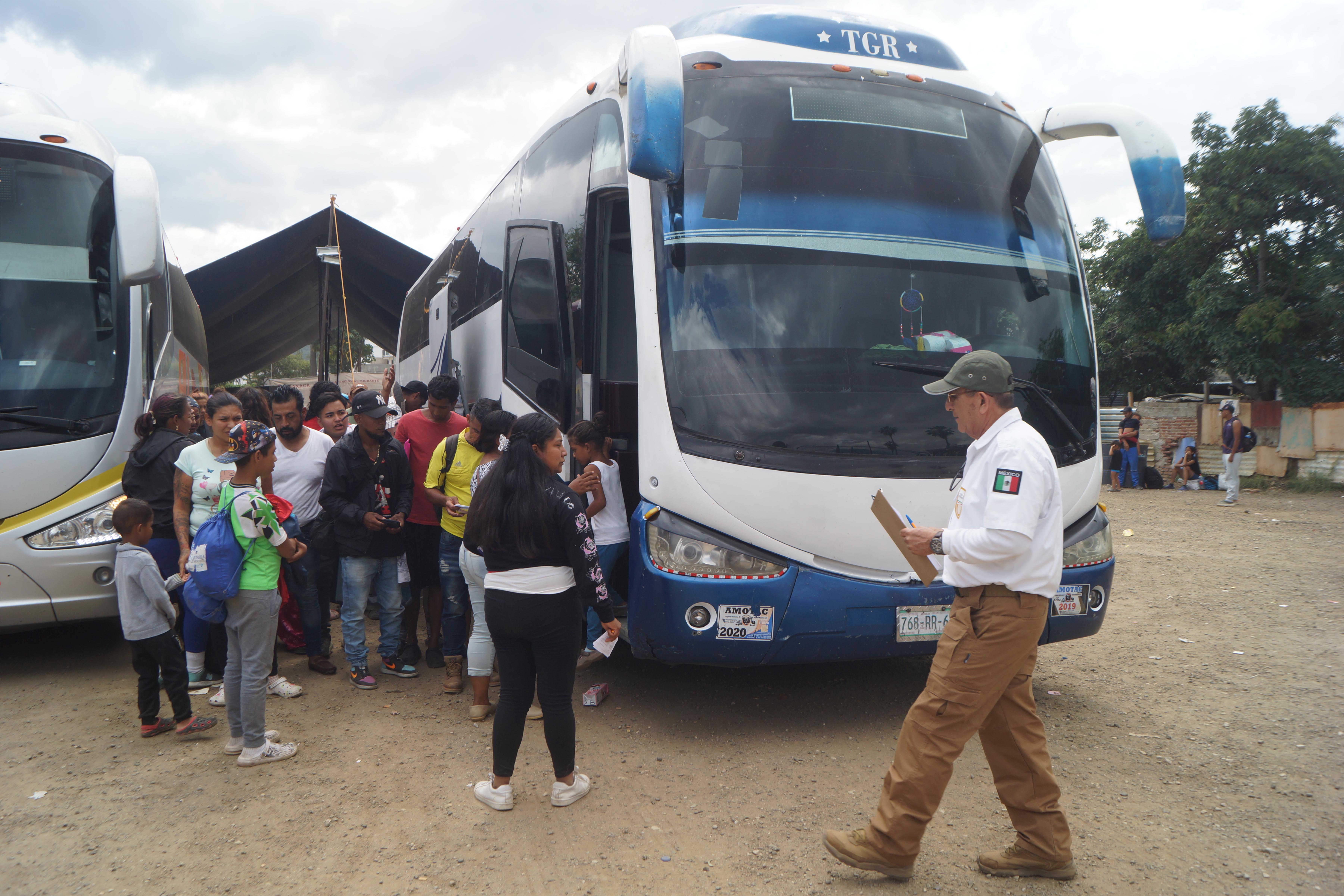 Tras accidente en Oaxaca, empresa de autobús deberá pagar las indemnizaciones