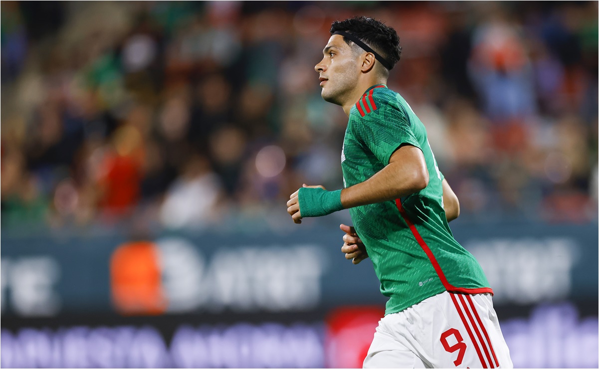 Raúl Jiménez volvió a jugar con la Selección Mexicana