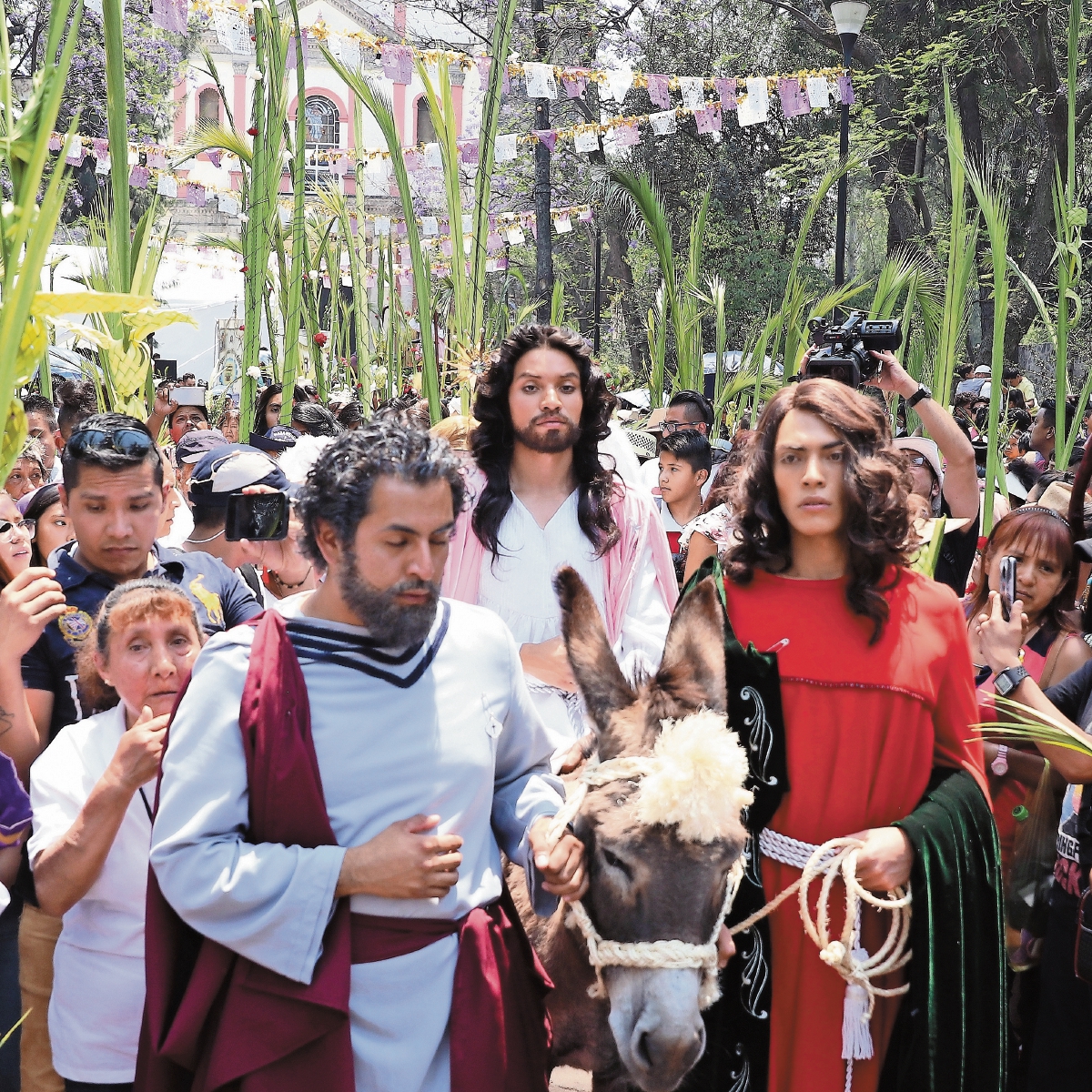 Inicia Pasión de Cristo en Iztapalapa; esperan 2 millones de asistentes