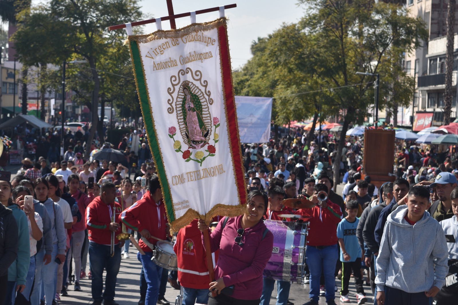 Arriba más de un millón de peregrinos al Cerro del Tepeyac a días de celebrar a la Virgen de Guadalupe