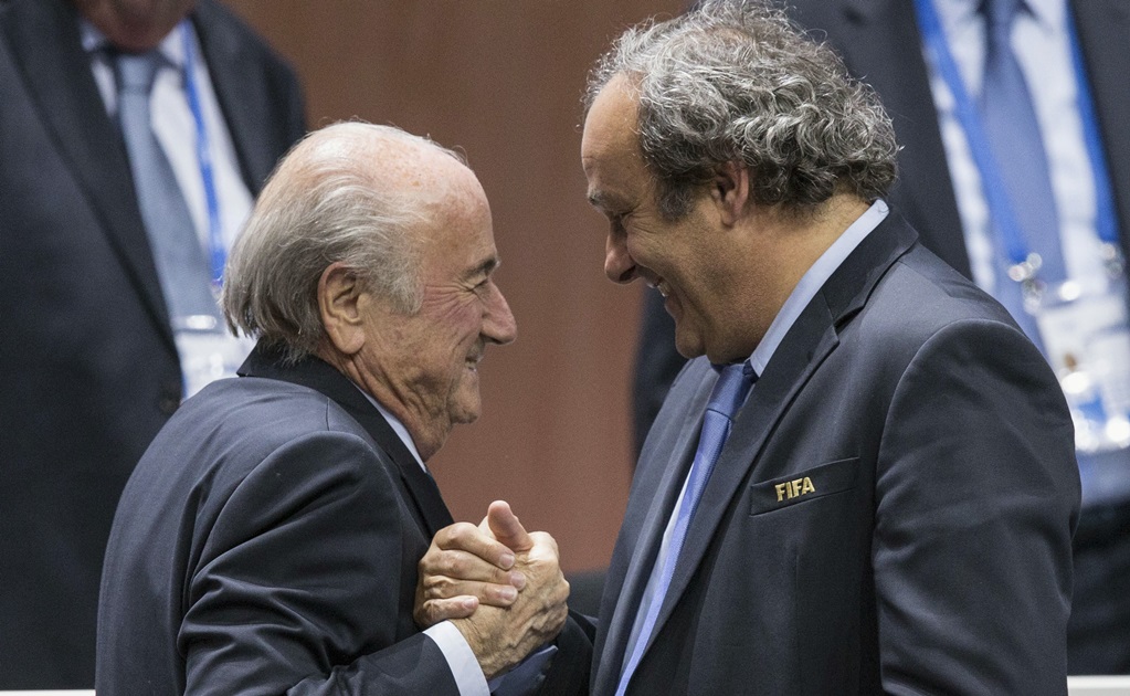 Blatter, suspendido 90 días de la presidencia de FIFA