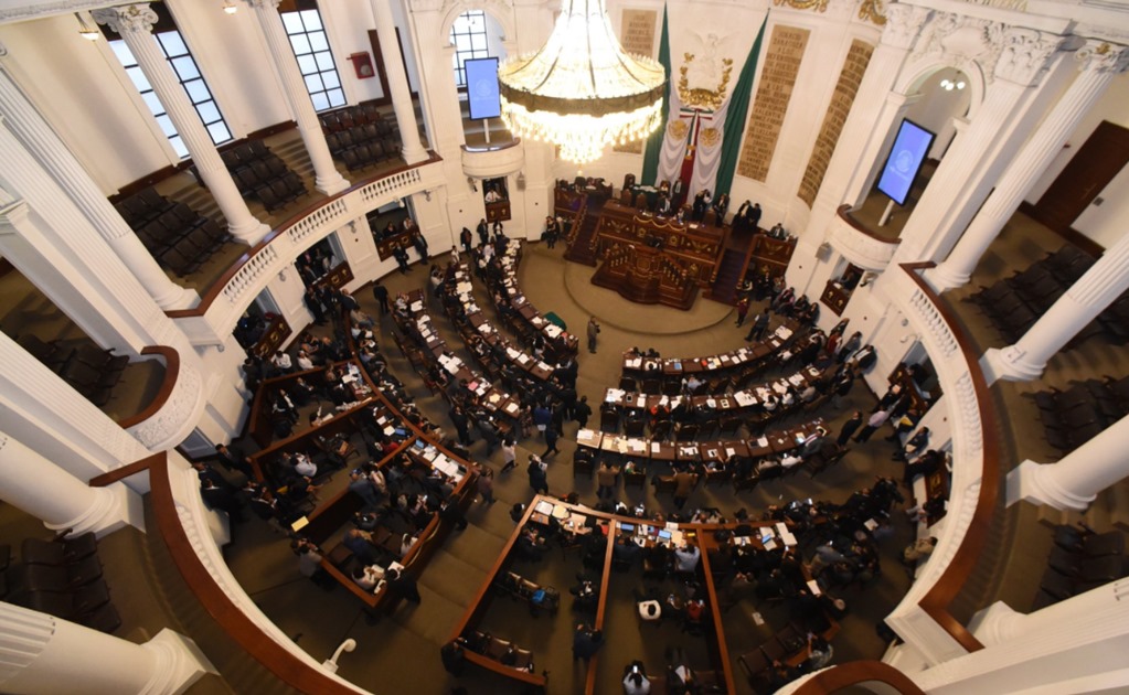 ​Van en Asamblea contra “Veto de Bolsillo” para leyes en torno a delfinarios