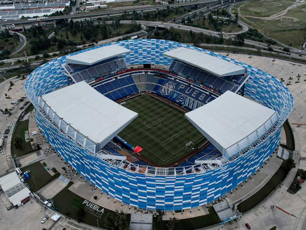 Garc A Aspe Presume Su Nueva Camiseta Del Club Puebla El Universal Puebla