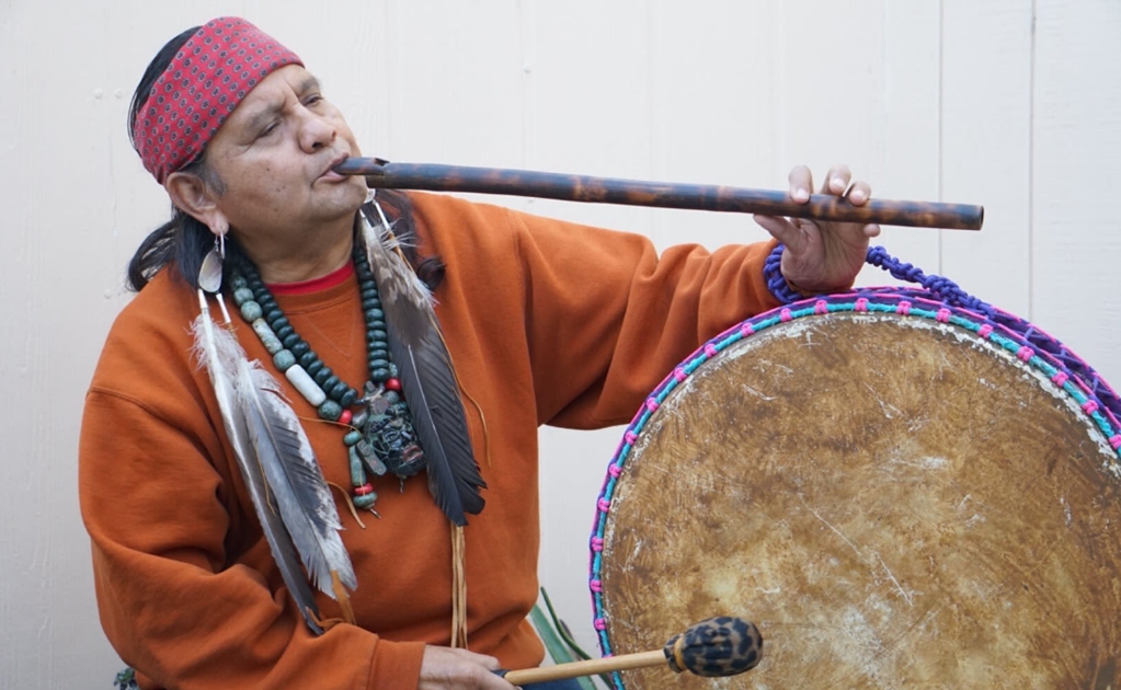 Mexicanos no pueden ser inmigrantes en su tierra: músico huichol