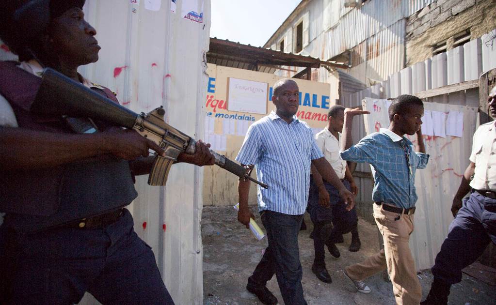 Fallecen tres personas durante comicios en Haití