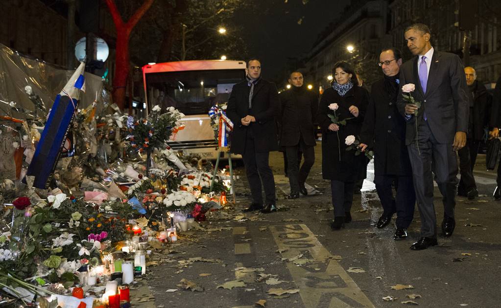 Conmemoran Obama y Hollande a víctimas del Bataclan