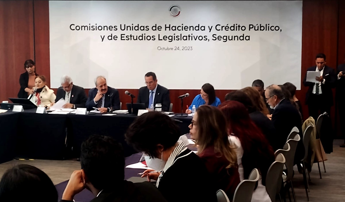 Comisiones del Senado reanudan sesión; van sólo por fideicomisos del Poder Judicial