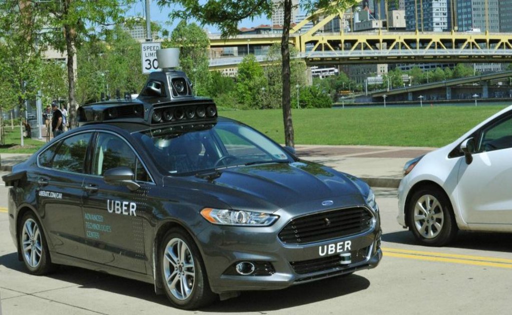 Uber empezará programa piloto de autos autónomos