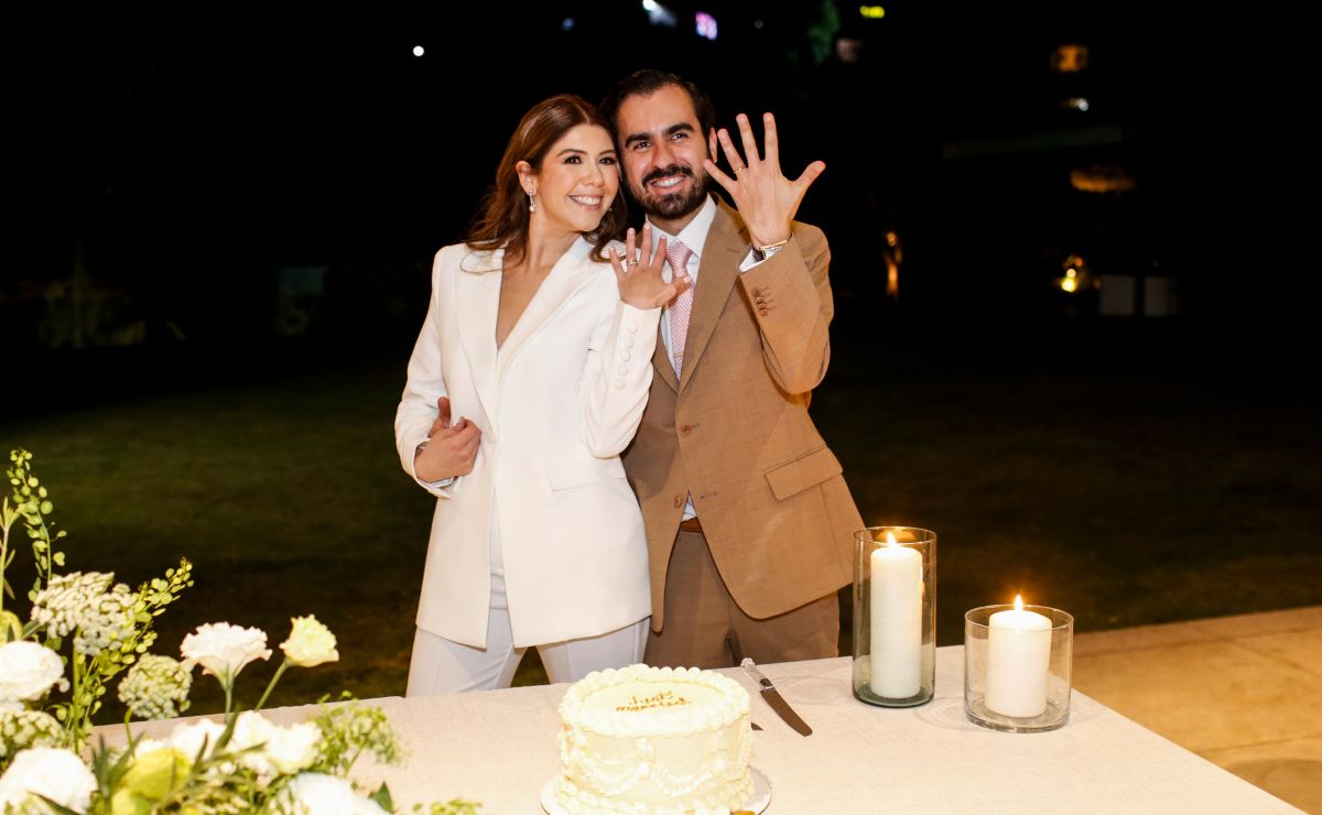 Juan Luis Ealy Díaz y Paulina Reza Fuentes celebran íntima boda civil