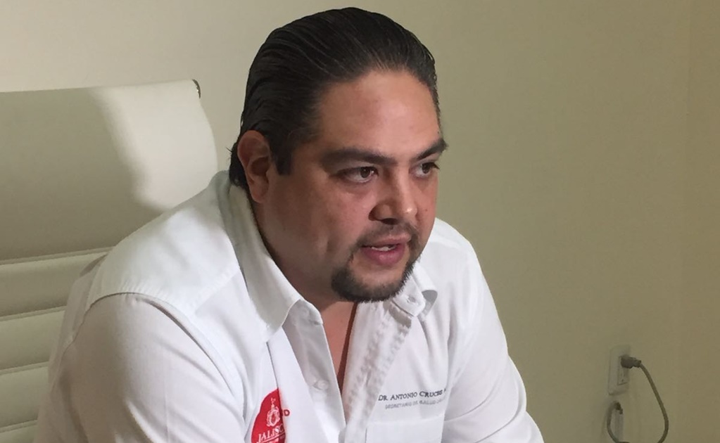 Hallan a exsecretario de Salud de Jalisco golpeado y maniatado en Zapopan