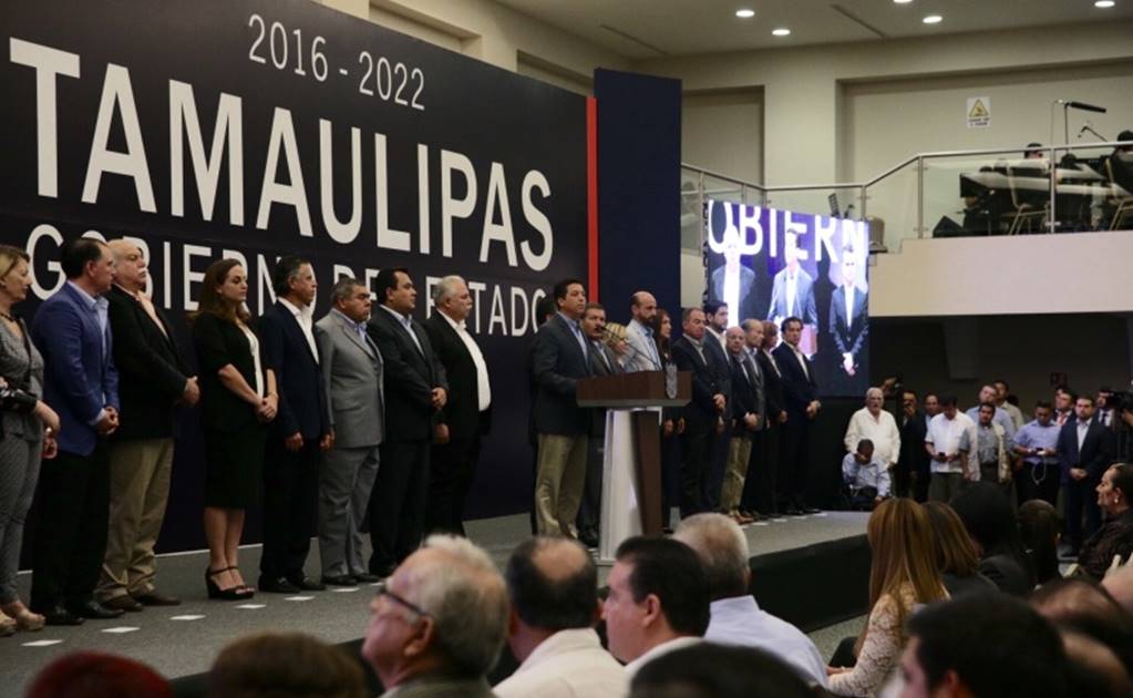 Presenta Cabeza de Vaca a su gabinete en Tamaulipas