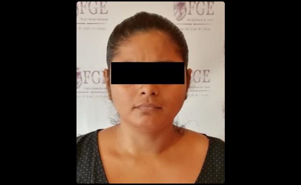 Detienen a mujer por distribuir fotos sexuales de su hija en Chiapas