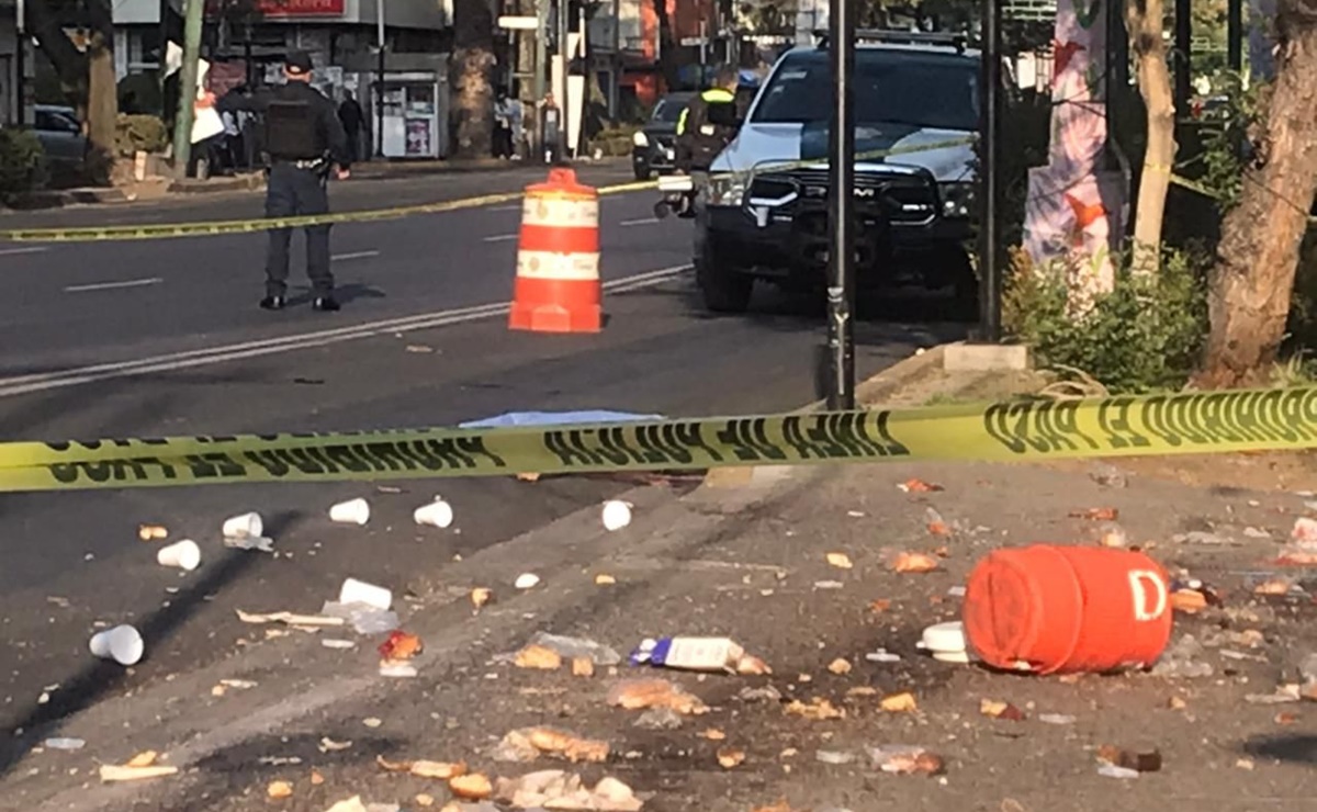 Ciclista es arrollado por ambulancia; vendía pan y café en las inmediaciones del Metro Ermita