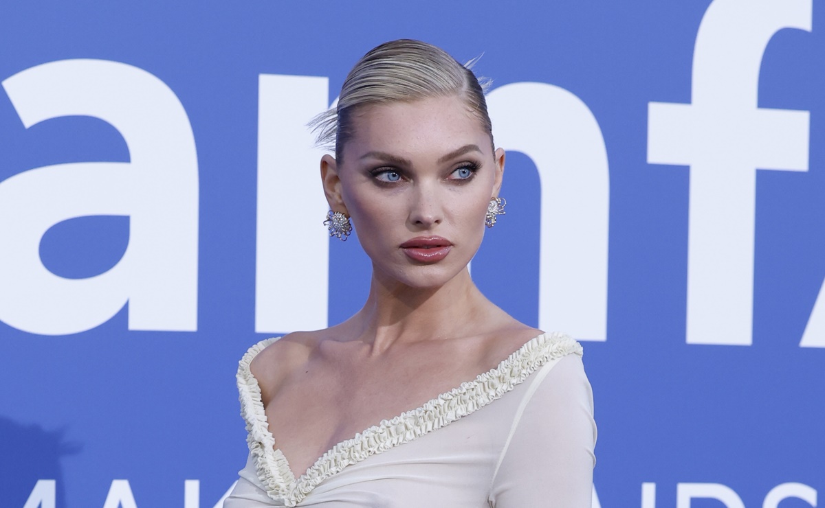 Elsa Hosk modela atrevido vestido con recortes y transparencias en Cannes