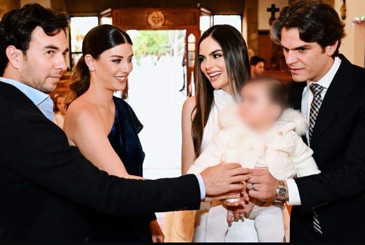 Checo Pérez y Carola Martínez, los padrinos de lujo del bebé de Ximena Navarrete  y Juan Carlos Valladares