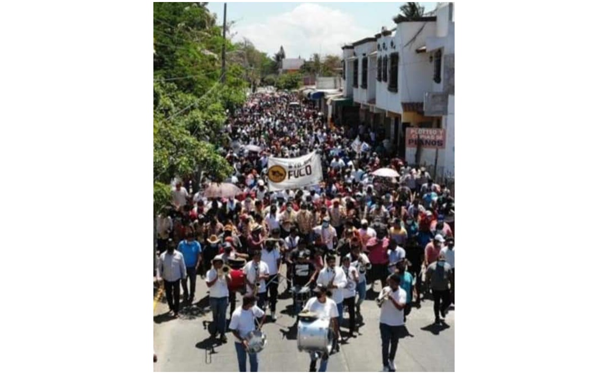Candidatos de Juchitán ignoran medidas sanitarias y realizan mítines con miles de personas