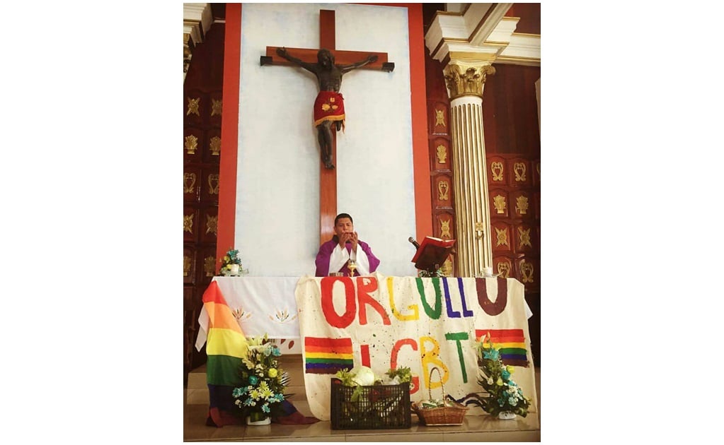 Celebran misa en apoyo a comunidad LGBT en Tabasco