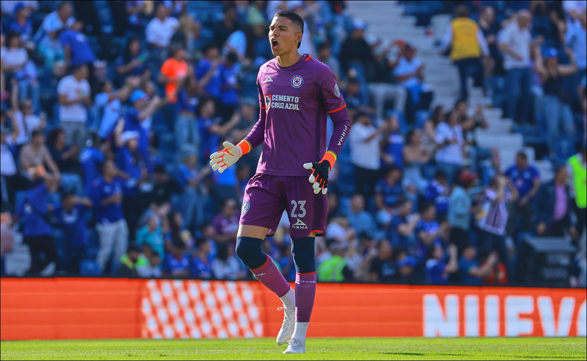 Equipo de Inglaterra quiere llevarse al portero del Cruz Azul